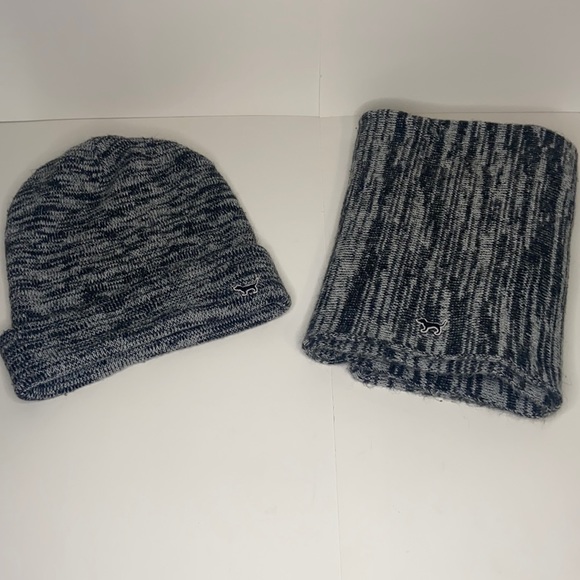 PINK Victoria's Secret Accessories - PINK hat and scarf set